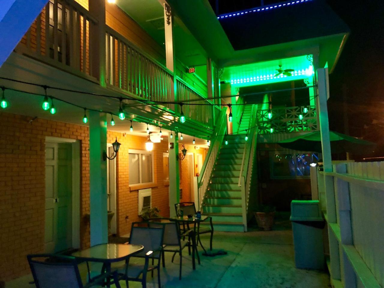 Atlantis Inn - Tybee Island Exterior photo